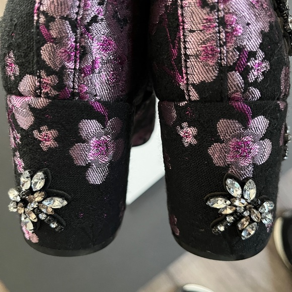 ๐ฆHP Stunning Floral Sam Edelman Booties W/Rhinestone Embellishment - Picture 4 of 5